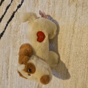 Vintafe Russ Driscoll Valentine's Love Dog. Adorable Cream and Brown Plush Dog